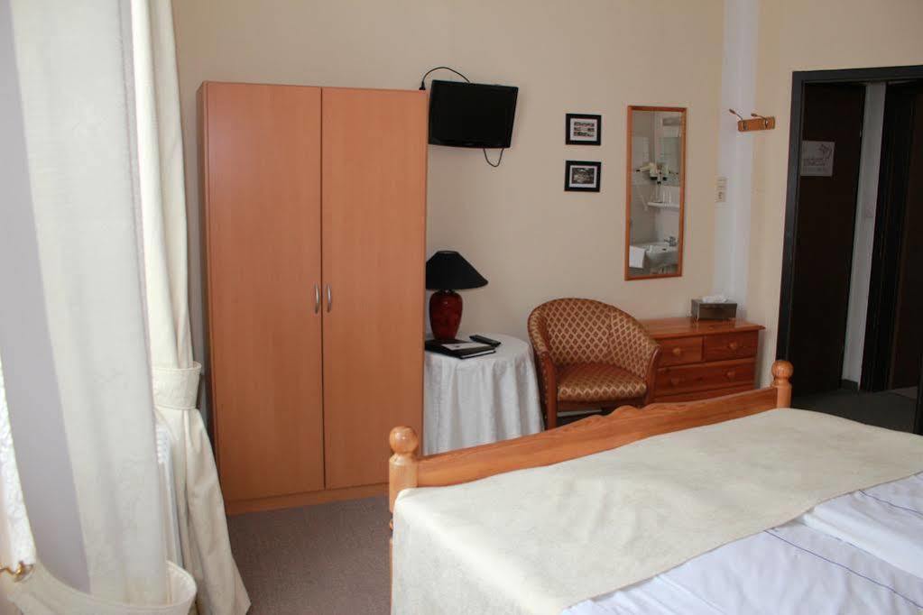 Hotel Ohm Patt Boppard Bagian luar foto